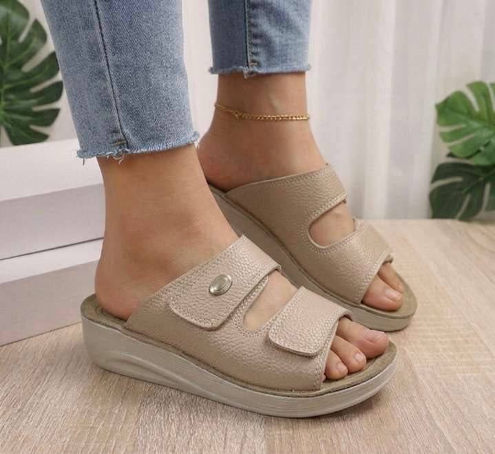 Sabot orthopédique pour femme